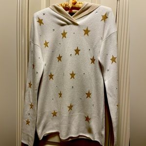 NWOT CUTE HOODED SWEATER